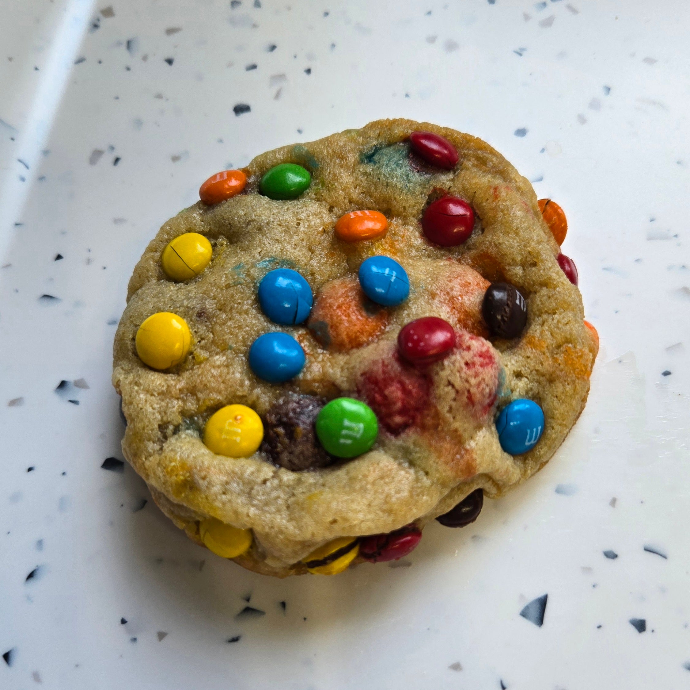 M&M